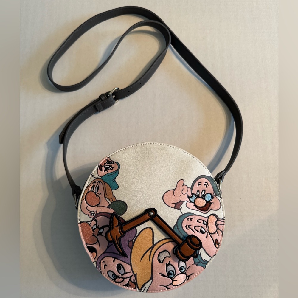 Danielle Nicole X Disney Snow White Dwarfs Round Crossbody Bag - Picture 2 of 9